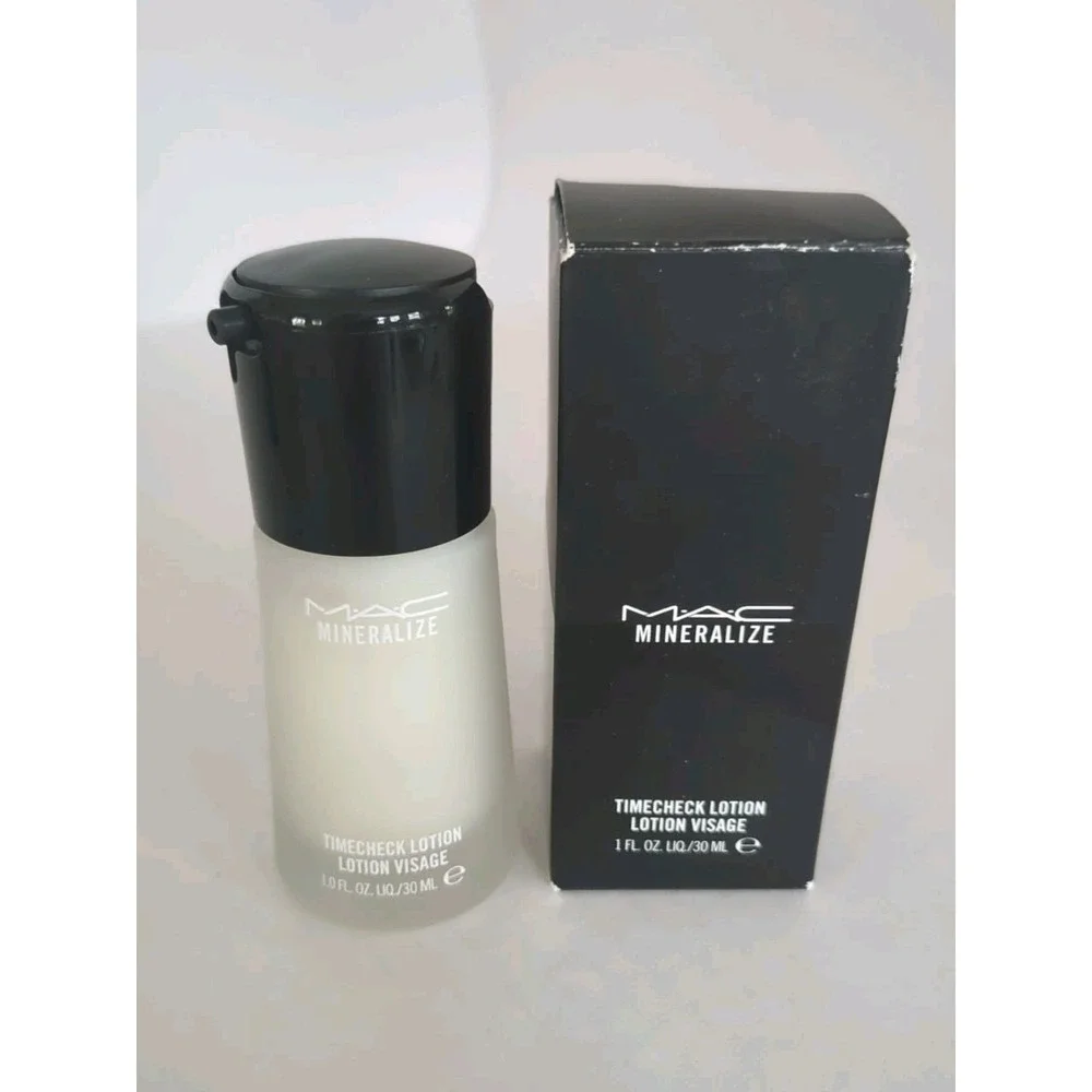 MAC Mineralize Timecheck Lotion Moisturizer 1oz Pump Bottle New Hydrate Skin New